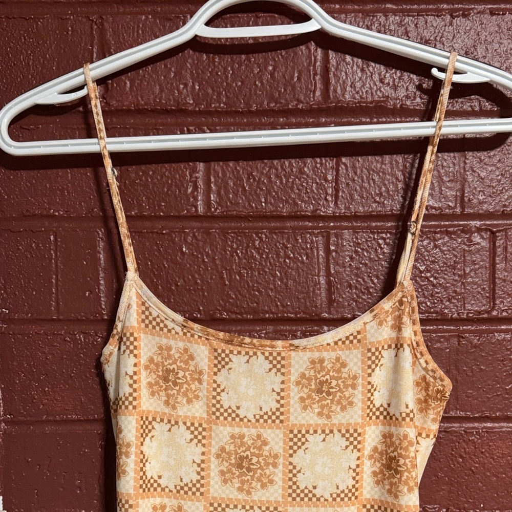 Le Lis Tan And White Patchwork Patterned Mesh Bod… - image 4